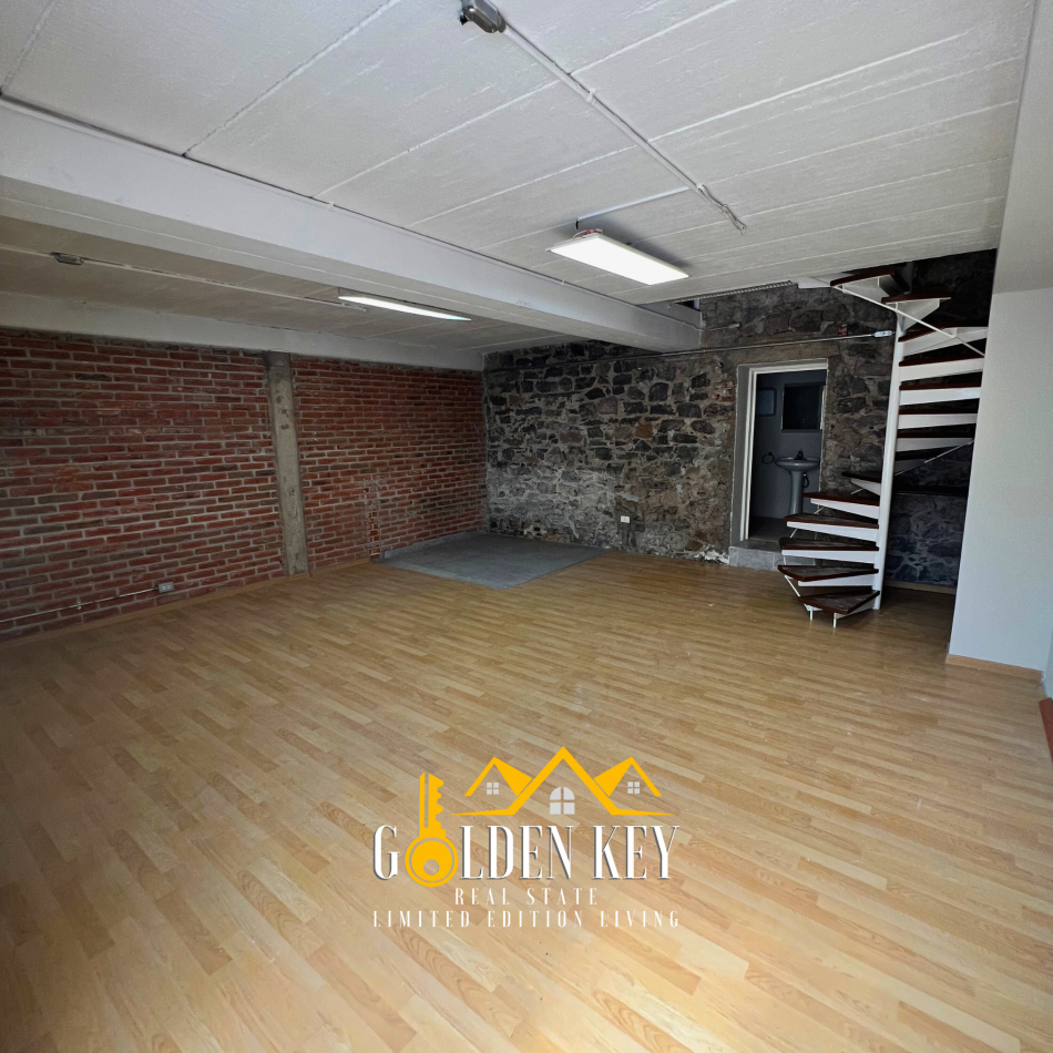 Oficina Loft Industrial Contemporanea